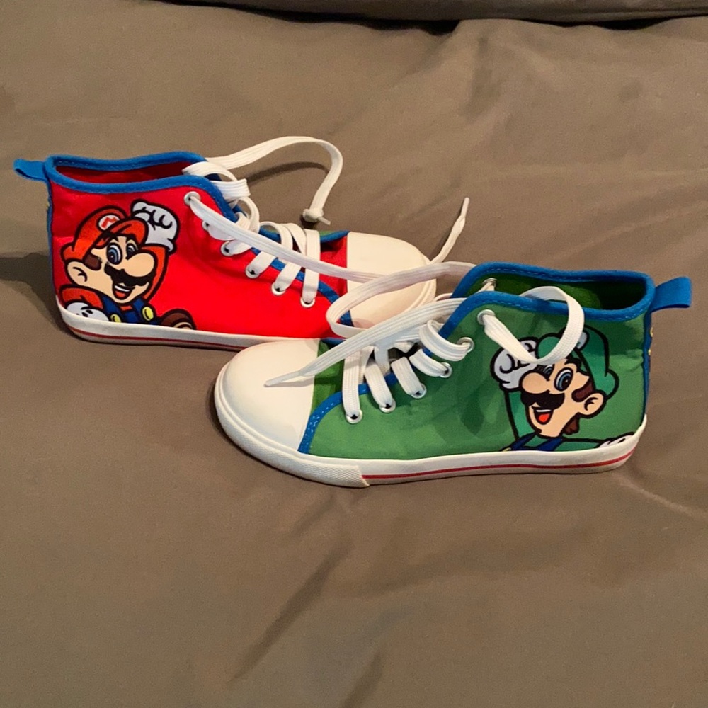 Mario High Top shoes